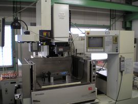 三菱放電加工機