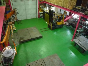 工場1F 北面より南面全景