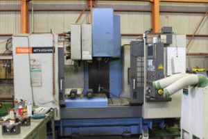 ヤマザキマザック V515