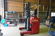 フォークリフト