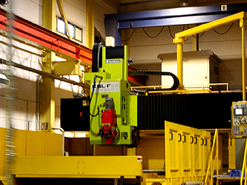 東大阪では初の大型研磨機