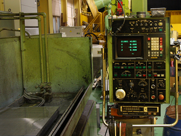 平面研削盤(岡本工作機械)